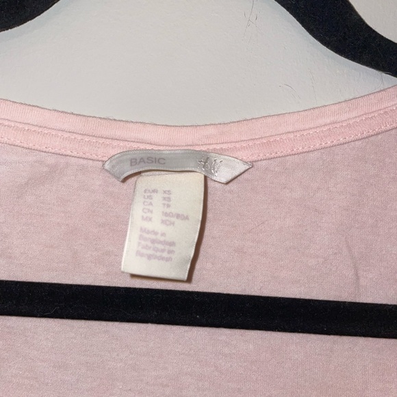 FIVE H&M Basic Tees - Picture 6 of 16